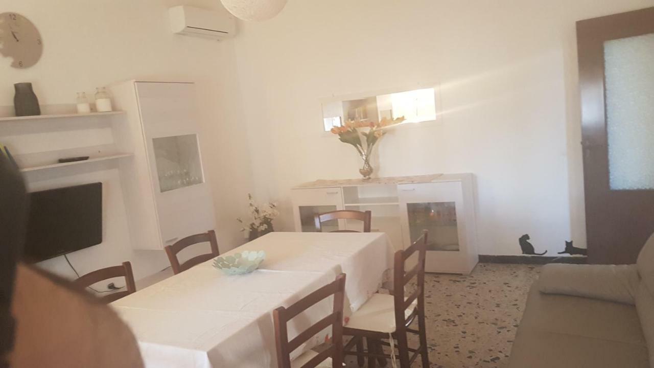 Villa Sul Mare A Chia 도무스드마리아 외부 사진